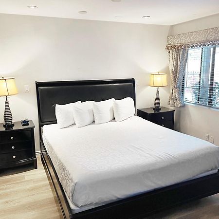 Catalina Courtyard Suites アバロン エクステリア 写真