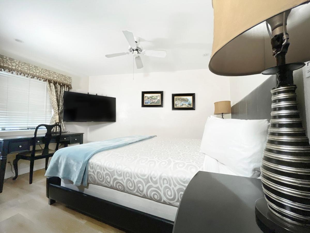 Catalina Courtyard Suites アバロン エクステリア 写真