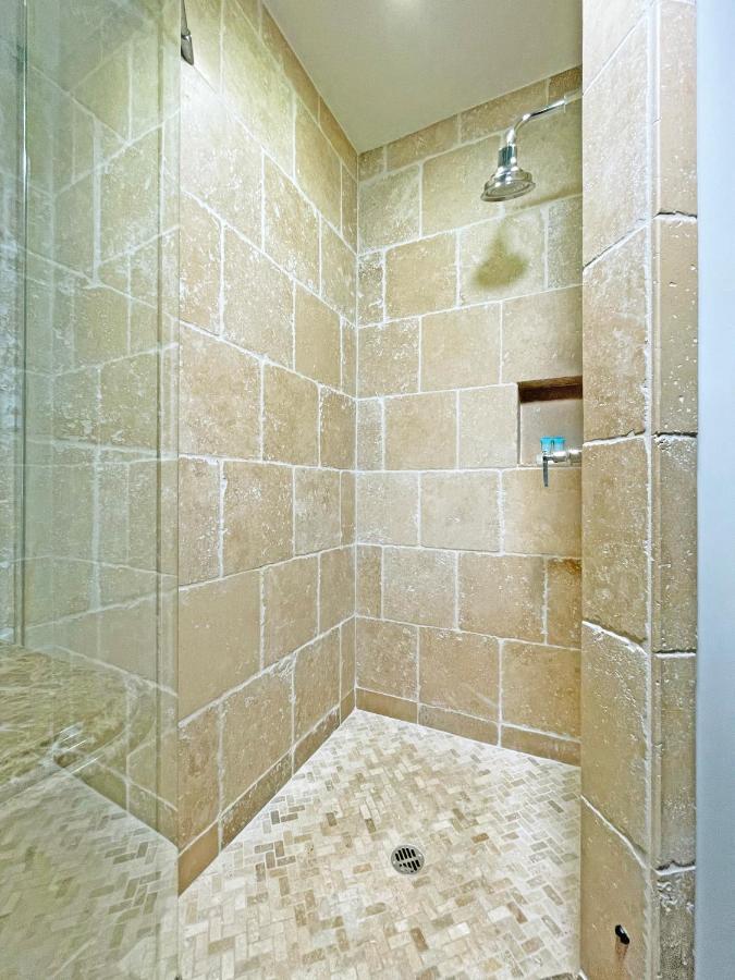 Catalina Courtyard Suites アバロン エクステリア 写真
