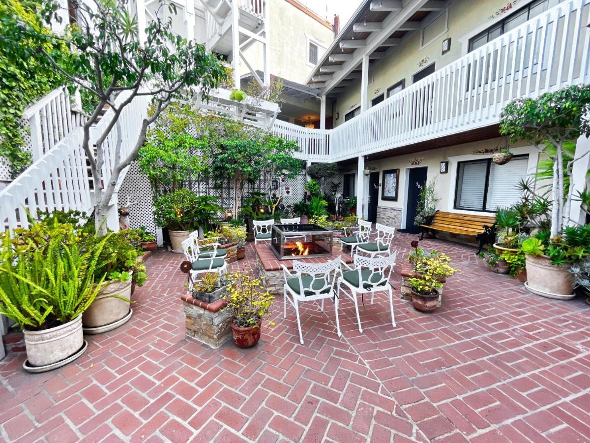 Catalina Courtyard Suites アバロン エクステリア 写真