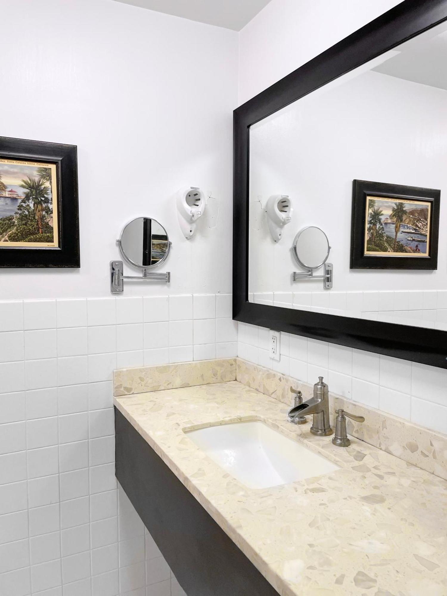 Catalina Courtyard Suites アバロン エクステリア 写真