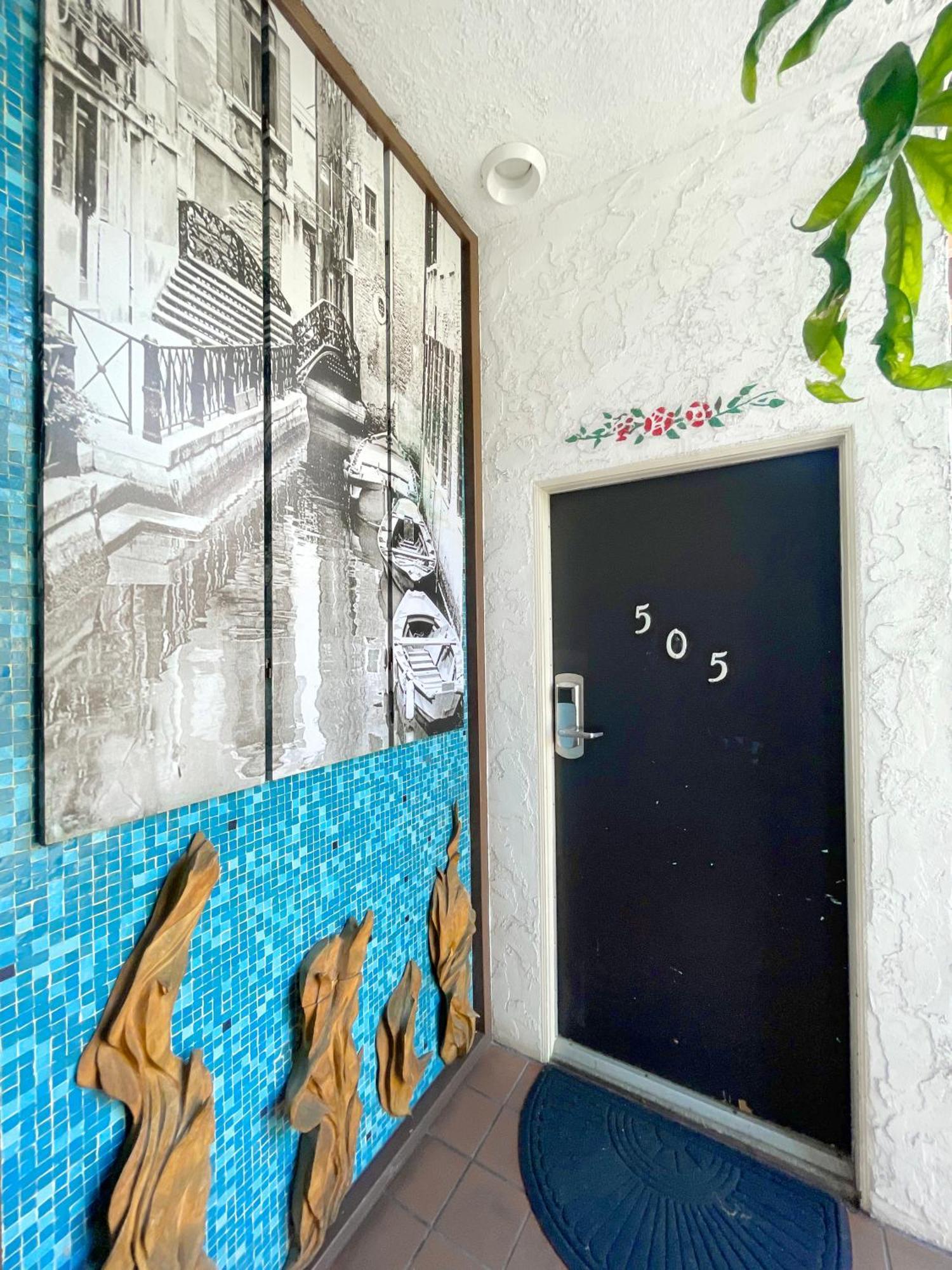 Catalina Courtyard Suites アバロン エクステリア 写真