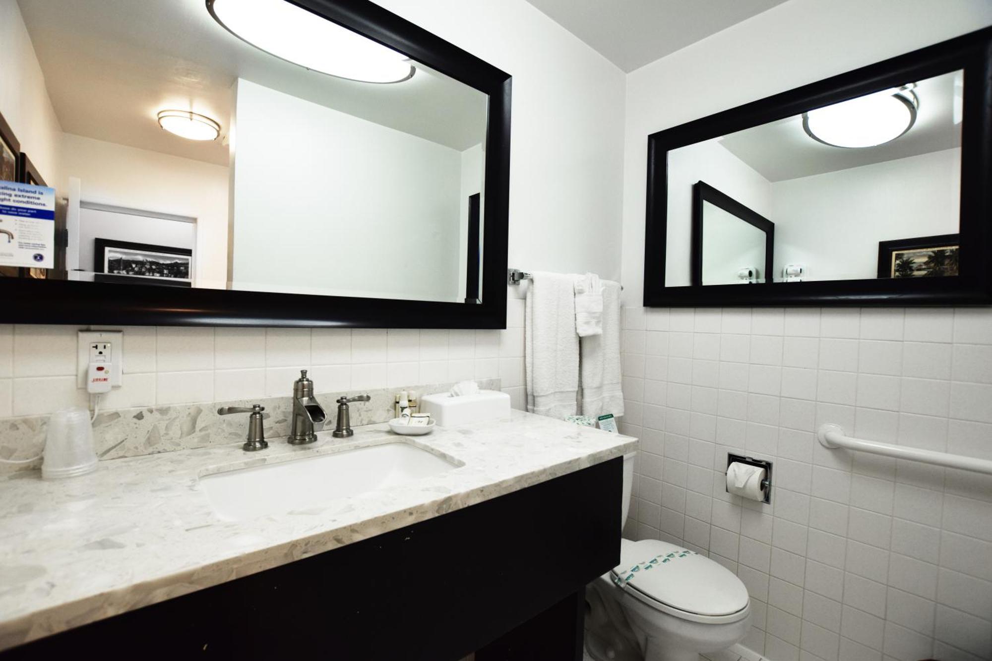 Catalina Courtyard Suites アバロン エクステリア 写真
